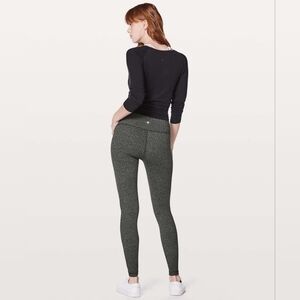 Lululemon Wunder Under Low-Rise Tight  size 6